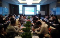 林峰院长参加分论坛研讨