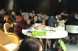 林峰院长与其它嘉宾交流